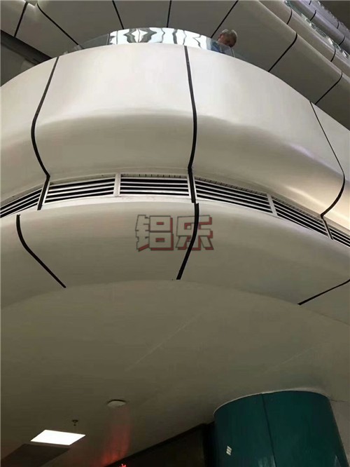 四个要点有助于订制到优异的雕花铝单板