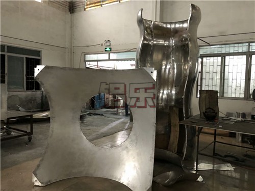 木纹铝单板知名产品品牌有什么？教你选取出色木纹铝单板