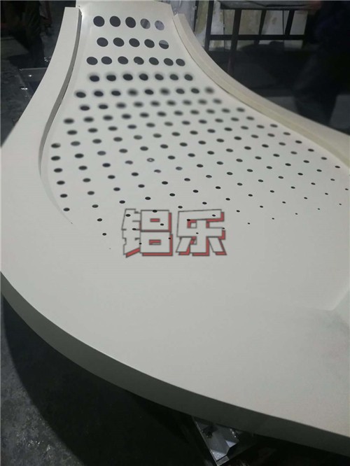 教你如何选购质量好的氟碳铝单板公司？教你如