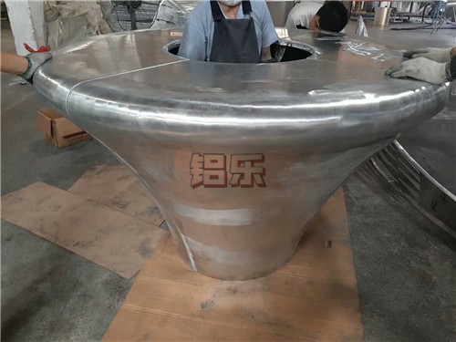 铝乐雕花铝单板让您怎么订制到一流的雕花铝单板