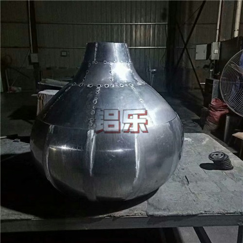 怎么样选择一个靠谱的铝合金空调罩制作商