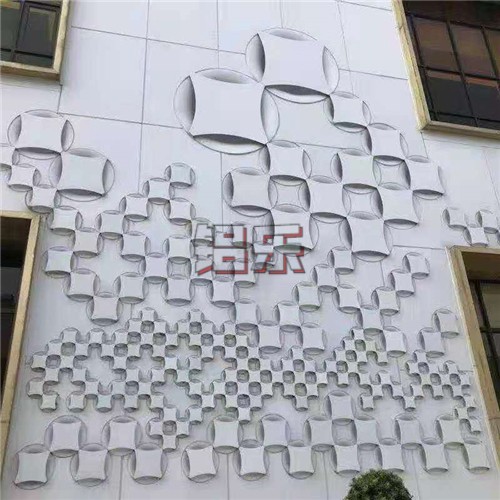 要如何采购到优异的包柱铝单板呢这四点要点需要注意